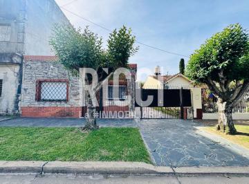 Casa · 140m² · 4 Ambientes · Casa 3 Ambientes en Venta en Berazategui Centro