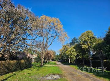 Terreno · 800m² · Lote Arbolado en Barrio Parque Irizar, Pilar