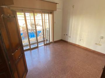Departamento · 74m² · 4 Ambientes · Depto 2 Dor C/balcón y Terraza - Alberdi