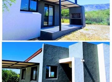 Casa · 99m² · 5 Ambientes · 1 Cochera · Casa Estrenar 3 Dorm.! Gas Natural Losa Radiante