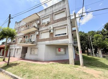 Departamento · 55m² · 3 Ambientes · Departamento Venta Rosario, Alberdi.