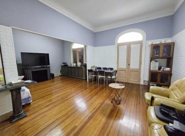 PH · 132ha · 4 Ambientes · Venta Depto Estilo PH Once Sobre Peron Al 2600 Terraza Propia