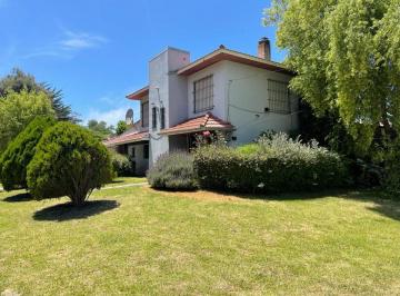 Casa de 5 ambientes, Mar del Plata · Casa con 350 m² Terreno y 4 Dorm. en Venta, Faro Norte