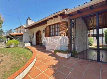 Casa de 5 ambientes, Morón · Venta Casa 5 Ambientes en Castelar con Gran Parque.