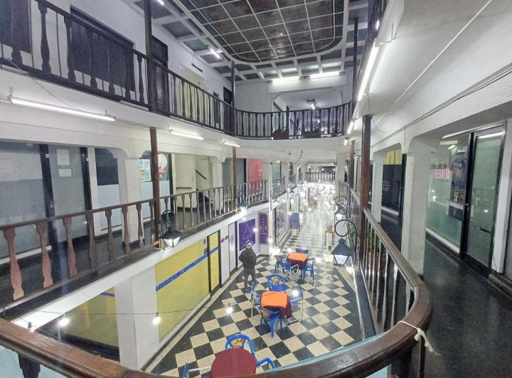 Local comercial · 117m² · 4 Ambientes
