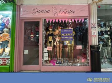 Local comercial · 9m² · Local Comercial en Alquiler en Galeria Centro Moron