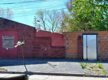Terreno · 80m² · Terreno en Venta con Construcción a Demoler o Refaccionar en Castelar