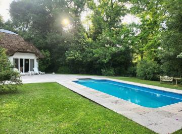 Casa · 160m² · 3 Ambientes · 3 Cocheras · Casa en Venta en El Golf Club Argentino, Jose C Paz - 3 Ambientes