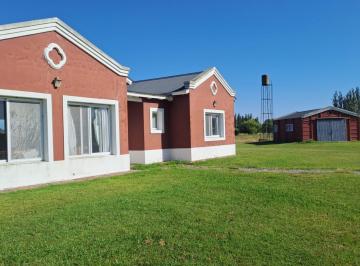 Campo · 30000ha · 4 Ambientes · 4 Cocheras · Las Vizcachas Venta Casa de Campo 3 Ha