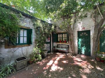 Ingreso · Casa en Venta 2 Dorm. Céntrica City Bell Entre Caminos