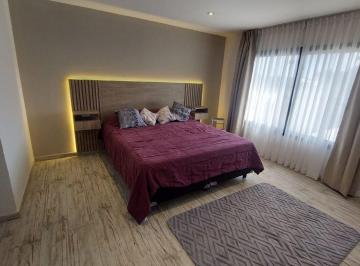 SCB-SCB-463_2 · Casa 3 Ambientes. | Calle 37 Al 800