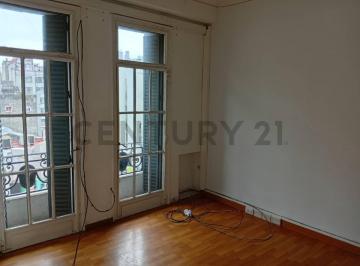 Departamento · 39m² · 3 Ambientes · Venta 3 Ambientes Sobre Av Corrientes - con Renta (Inversión)