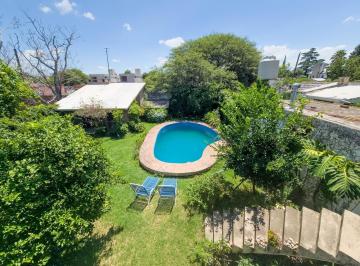 Casa · 450m² · 5 Ambientes · 1 Cochera · Casa en Villa Belgrano Gran Lote