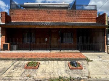 Casa de 3 ambientes, La Matanza · Venta Casa de 3 Ambientes con Garage y Patio