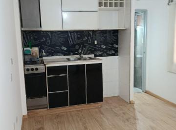 Departamento de 1 ambiente, Parque Chacabuco · Monoambiente y 1/2 Refaccionado a Nuevo.