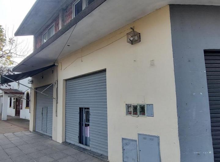 Local comercial · 170m² · 8 Ambientes