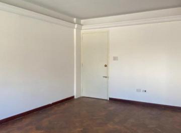 Departamento · 70m² · 3 Ambientes · 3 Amb. con Dependencia