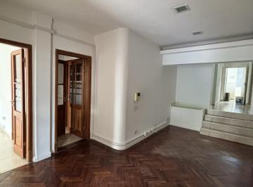 Oficina comercial · 140m² · 5 Ambientes · Oficina en Alquiler en El Centro de La Ciudad de Comodoro