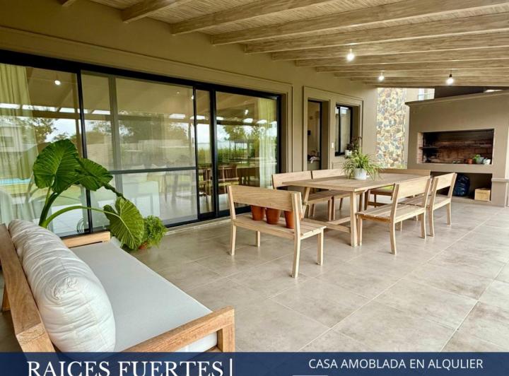 Casa · 3 Dormitorios