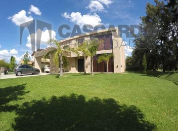 Casa de 5 ambientes, San Vicente · Casa en Venta 5 Ambientes con Piscina Barrio El Lauquen