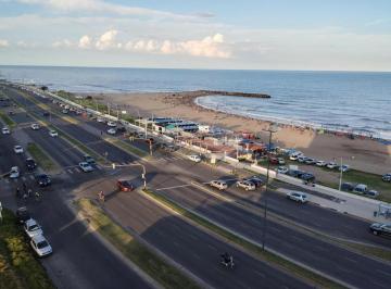 Departamento · 75m² · 3 Ambientes · 1 Cochera · Departamento 3 Ambientes con Vista Al Mar