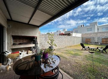 Foto · Duplex en Venta en Valle Escondido, Apto Credito