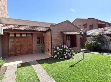 ISN-ISN-2669_2 · Casa 3 Dorm.. | Pje Miguel Lillo Al 100