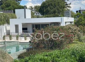 Departamento · 109m² · 4 Ambientes · 1 Cochera · Departamento en Venta Casonas del Golf