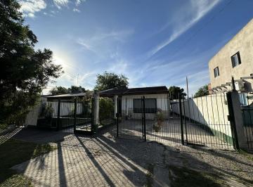 Casa · 210m² · 5 Ambientes · 1 Cochera · Venta - Casa 5 Amb Multifamiliar en Ituzaingo - Permuta