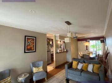 Casa · 300m² · 5 Ambientes · 1 Cochera · Casa en Venta - Santiago 4500