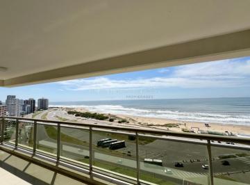 Foto1 · Apartamento en Venta en Torre Imperiale de 3 Dorm. y Dependencia de Servicio, Playa Brava Punt
