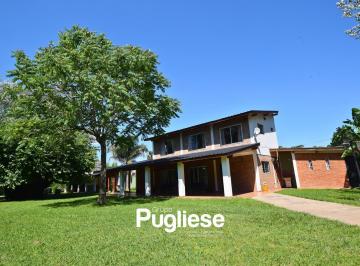 Casa · 160m² · 5 Ambientes · Casa Quinta en Venta Sobre Lote Forestado de 1500 m²