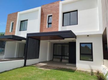 Casa de 5 ambientes, Córdoba · Duplex de Categoria en Chacras Green, Chacras del Norte - Cordoba