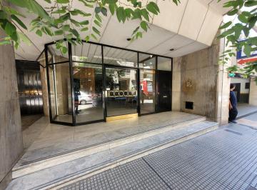 Departamento de 3 ambientes, Recoleta · Venta 3 Amb, Alto, Cochera Fija, Dependencias