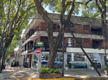 Departamento de 2 ambientes, San Isidro · Departamento Apto Profesional en Esquina Sobre Av Libertador