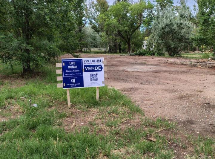 Terreno · 1100m²