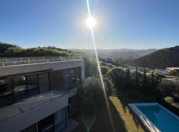 Casa de 10 ambientes, La Calera · La Cuesta Imponente Vista