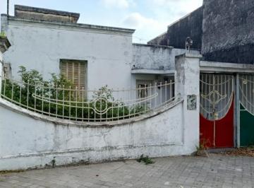 Casa de 3 ambientes, Rosario · Casa a Reciclar en Venta