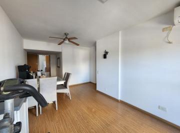 Departamento · 41m² · 2 Ambientes · 1 Cochera · Departamento de un Dormitorio con Cochera y Balcón Al Frente, La Sexta, Rosario