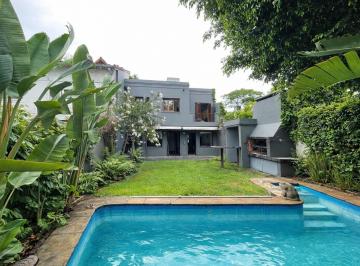 Casa · 254m² · 6 Ambientes · Casa en Venta San Isidro Vias a Libertador