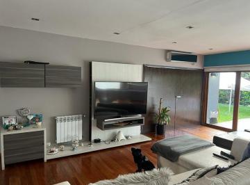 Casa de 5 ambientes, Berazategui · Casa en Venta - Altos de Hudson 2