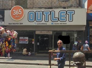 Local comercial de 6 ambientes Alquiler $ 13.000.000 · Plena Peatonal San Martin a m de Colon