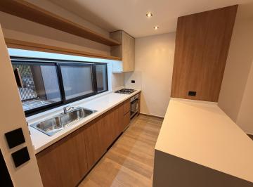 Casa · 114m² · 4 Ambientes · 1 Cochera · Casa en Victoria