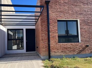 PH · 72m² · 3 Ambientes · 1 Cochera · Quebradas de Manantiales Duplex de 2 Dormtiorios en Venta a Estrenar Mz66/4, Mz 57/19, Mz53/6