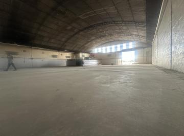 Bodega-Galpón · 800m² · Alquiler Galpón Garin