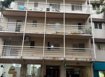 Departamento de 1 ambiente, Rosario · Alem y 3 de Febrero