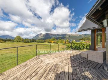 Casa · 305m² · 6 Ambientes · 1 Cochera · Casa - Arelauquen