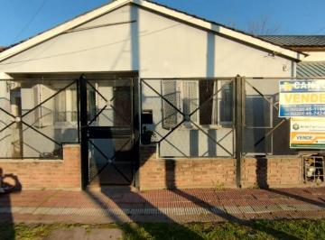 Casa de 3 ambientes, San Vicente · Casa en Venta en San Vicente + Departamento