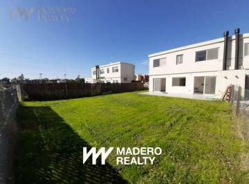Casa · 80m² · 3 Ambientes · 2 Cocheras · Casas de San Patricio