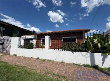 Casa · 254m² · 4 Ambientes · 1 Cochera · Casa en San Miguel